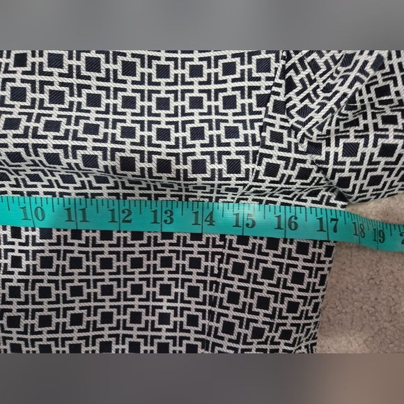 BANANA REPUBLIC Silk And Cotton Cropped Navy And White Jacket. Size 2 - Picture 11 of 12